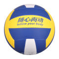 wholesale Pelotas de voleibol de espuma suave de microfibra PU coloridas Tamaño 5 pelota de voleibol inflada de entrenamiento universitario de voleibol de playa personalizado